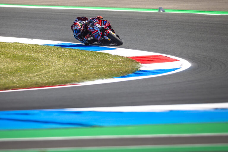 Assen, Bagnaia e Márquez subito in Q2 con la Ducati ufficiale