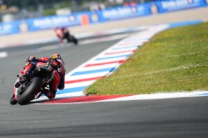 Honda RC213V del team HRC Castrol in pista al Dutch GP di Assen