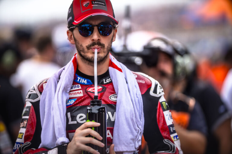 Sprint Assen, Ducati a punti con Márquez e Bagnaia