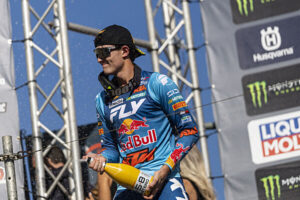 Lucas Coenen con la KTM al GP del Portogallo di Agueda, leader del mondiale MXGP