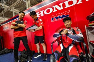 CBR1000RR-R Honda HRC in configurazione Suzuka per i test ufficiali