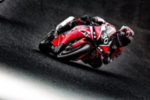 Honda HRC CBR1000RR-R in prova a Suzuka durante i test per la Suzuka 8 Hours 2026, n.14