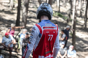 Pilota del Campionato del Mondo Hertz FIM Trial, simbolo della progressione dalle classi giovanili