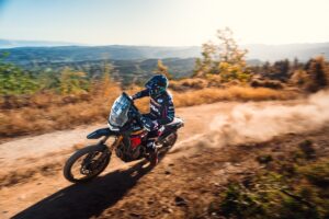 aprilia-tuareg-racing-pefki-evia-tt-rally_6.jpg