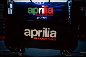 bagnaia-aprilia-racing_3.jpg