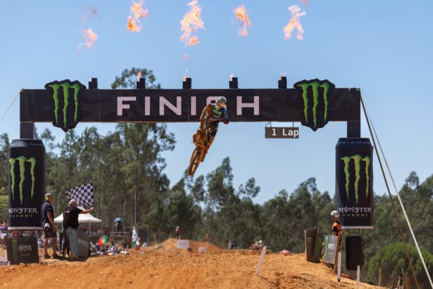 Sleny Goyer su Yamaha YZ125 del MJC al circuito di Agueda, vincitore di una manche EMX125