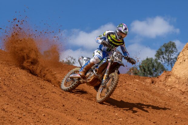 Tim Gajser con la Yamaha YZ450FM al MXGP del Portogallo, quarto assoluto del GP