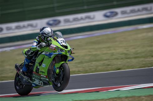 Garrett Gerloff con la Kawasaki Ninja ZX-10RR al WorldSBK Misano 2026
