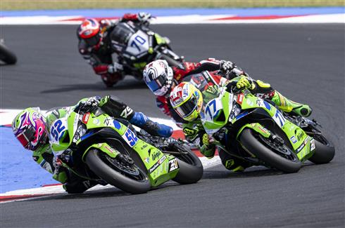 Jeremy Alcoba in sella alla Kawasaki Ninja ZX-6R 636 durante il round WorldSSP di Misano
