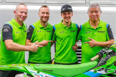 Mathis Valin, pilota del Kawasaki Racing Team MX2