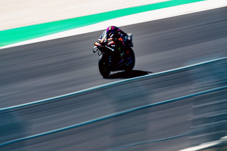 Aprilia sul podio nella sprint MotoGP di Balaton Park