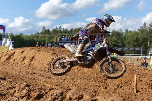 Tim Gajser con la Yamaha del Monster Energy Factory MXGP Team al GP di Lettonia