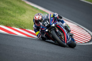 Team Yamaha al lavoro sui set-up e gestione gomme per la 8 Ore di Suzuka