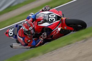 CBR1000RR-R Fireblade SP del team Honda HRC in assetto endurance per Suzuka 8 Hours 2026
