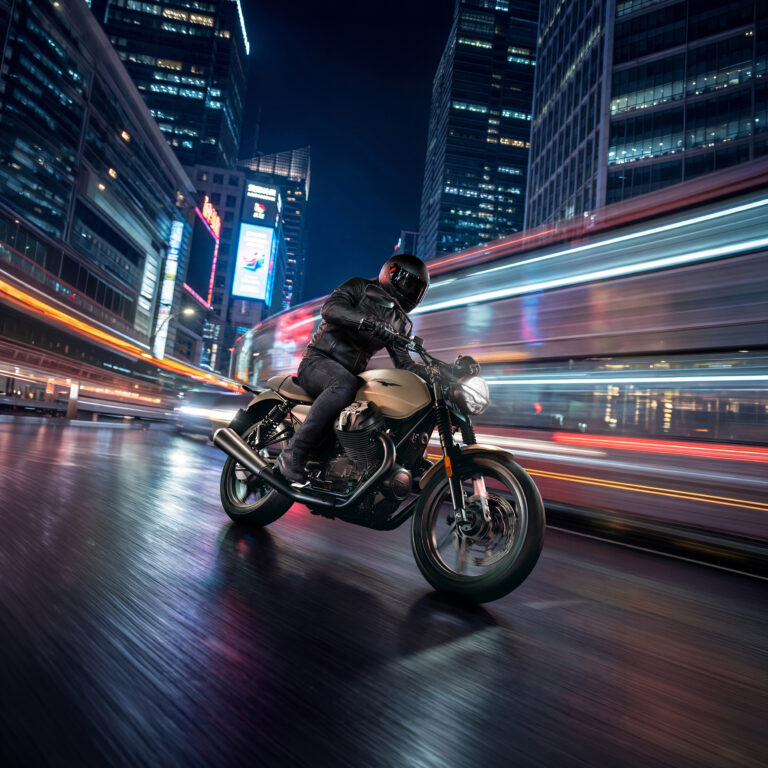Super Summer, promozioni di luglio su moto Aprilia e Moto Guzzi