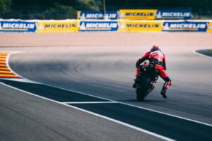 Moto del team Honda HRC Castrol al Sachsenring durante le prove del venerdì