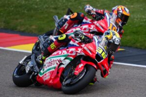 Honda HRC Castrol al MotoGP Sachsenring: squadra e moto durante il weekend di gara