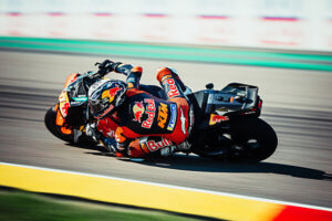 Pedro Acosta su KTM RC16 al Sachsenring durante il GP di Germania 2026