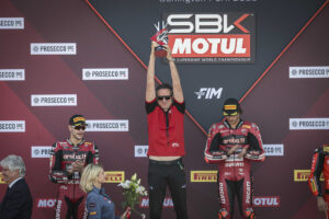 Aruba.it Racing - Ducati festeggia i titoli WorldSBK a Donington Park