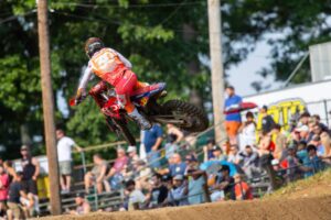 Jett Lawrence vincitore della 450MX a Southwick per il team Honda HRC Progressive