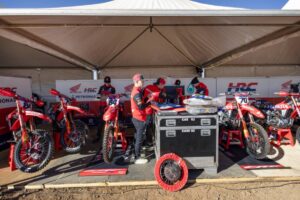 Honda HRC Petronas impegnata nel MXGP della Gran Bretagna a Foxhills