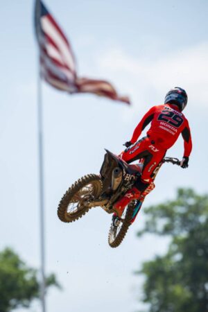 Hunter Lawrence guida la classifica 450MX dopo la doppietta Honda a Spring Creek
