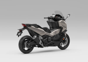 Nuove colorazioni Honda 2027 per la gamma 745 cc: X-ADV, Forza 750, NC750X