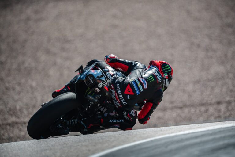 Aprilia protagonista nella sprint del Sachsenring, ma perde Bezzecchi