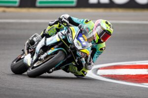 aprilia-rs-660-snetterton-mackay-bsb_4.jpg