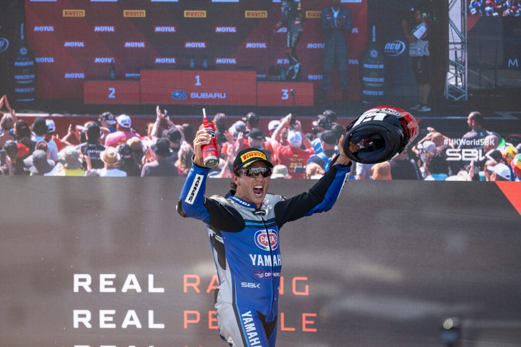 Albert Arenas, secondo a Donington nel Mondiale Supersport con la Yamaha