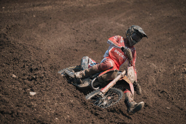 Ducati nel Mondiale MXGP della Repubblica Ceca con i piloti Vlaanderen e Mancini