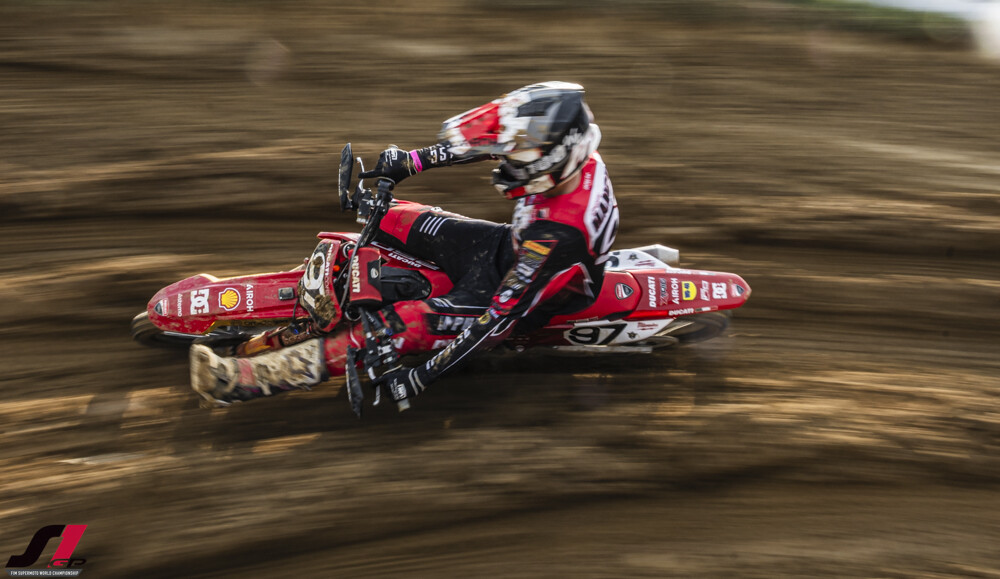 Ducati alla Night Race di Faenza nel Campionato Italiano Motocross Pro Prestige