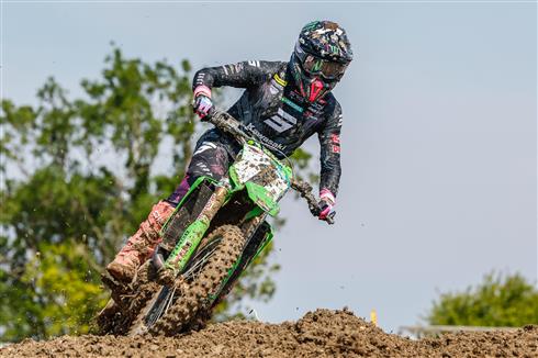 Romain Febvre e Kawasaki Racing Team MXGP nel contesto del MXGP Gran Bretagna