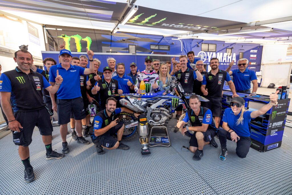 Tim Gajser con la Yamaha YZ450FM al Gran Premio MXGP di Gran Bretagna