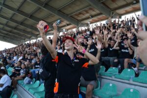 tribuna-aprilia-misano_1.jpg