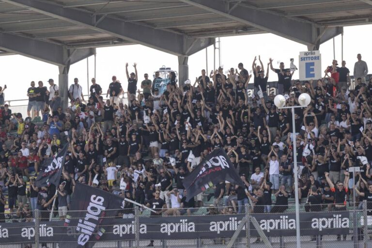 Torna la Tribuna Aprilia a Misano per il GP di San Marino