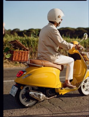 vespa-gigi-saint-tropez_2.jpg