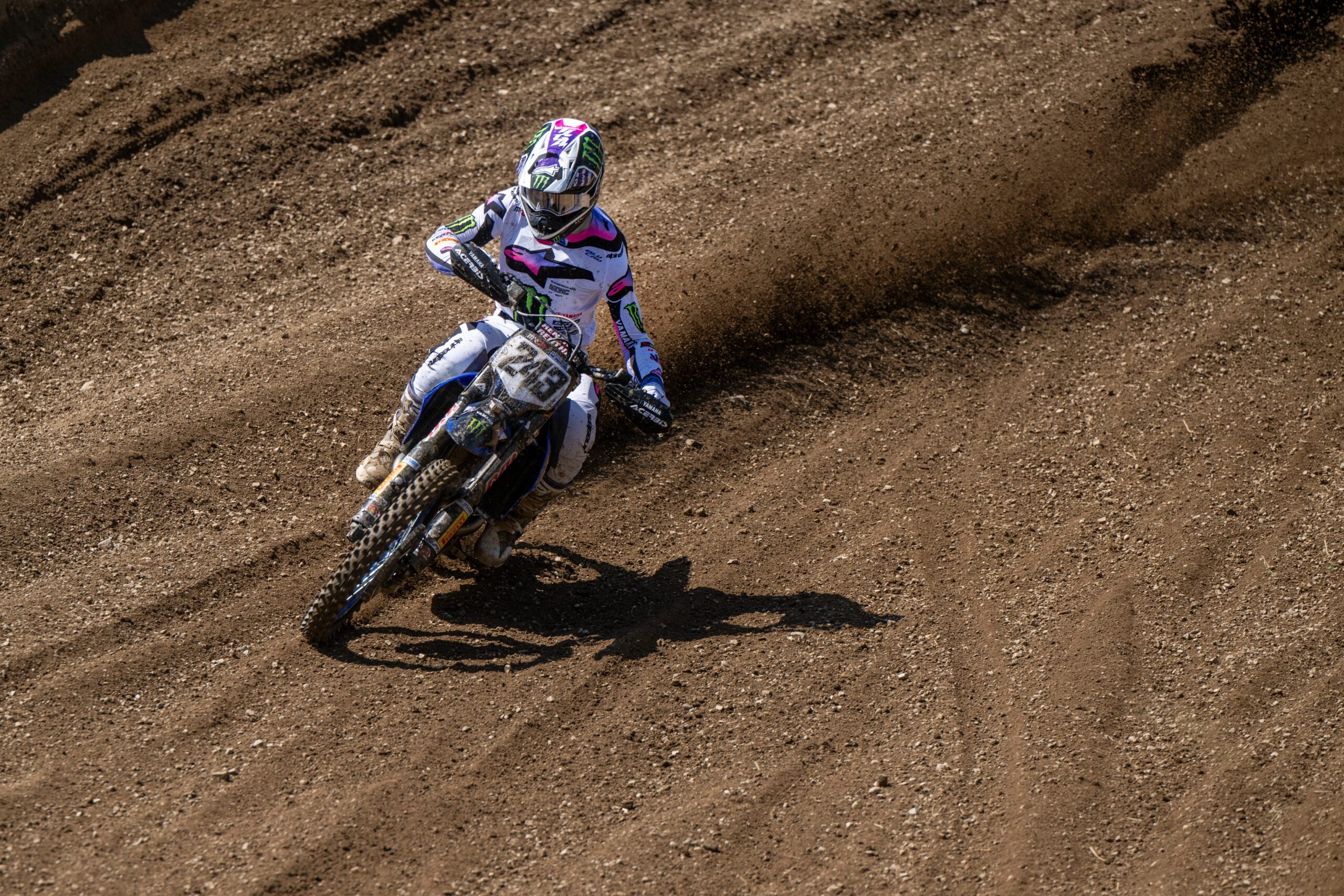 Yamaha nel MXGP della Repubblica Ceca con Tim Gajser e Maxime Renaux