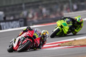 Honda HRC Castrol impegnata nel Gran Premio di Gran Bretagna MotoGP a Silverstone