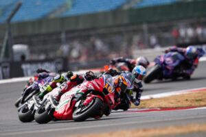 Honda HRC Castrol impegnata nel Gran Premio di Gran Bretagna MotoGP a Silverstone