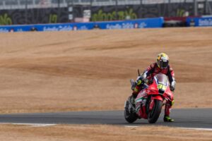 Honda HRC Castrol impegnata nel Gran Premio di Gran Bretagna MotoGP a Silverstone