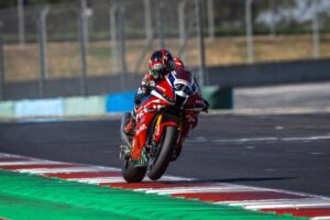 Honda HRC durante il test WorldSBK a Magny-Cours in preparazione alla fase conclusiva della stagione