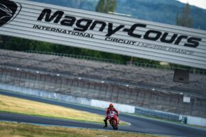 Honda HRC impegnata nel test WorldSBK a Magny-Cours per lo sviluppo della moto