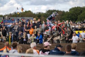 Jeffrey Herlings protagonista della qualifica MXGP Arnhem 2026