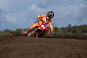 Jeffrey Herlings protagonista della qualifica MXGP Arnhem 2026 sulla pista sabbiosa olandese