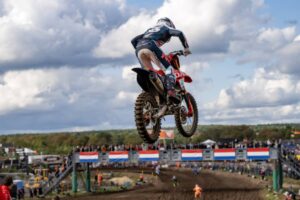 Jeffrey Herlings e il round MXGP Arnhem 2026, dominato nella qualifica sulla sabbia
