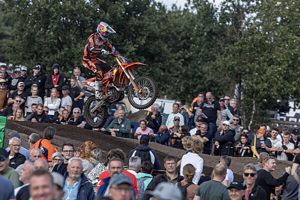 Simon Laengenfelder nel weekend del MXGP Olanda con la KTM nella categoria MX2