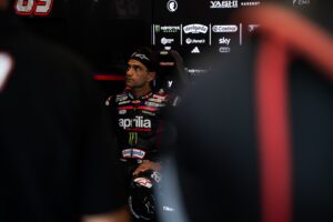aprilia-silverstone_4.jpg