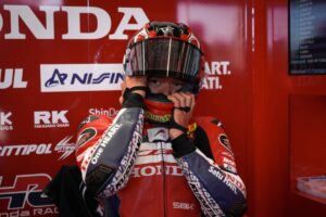 Honda HRC impegnata nel round WorldSBK di Magny-Cours con le CBR1000RR-R Fireblade SP