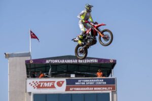 Jeffrey Herlings protagonista della gara di qualifica dell’MXGP Turchia 2026